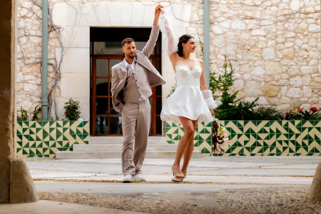 Hochzeitsfotograf Bielefeld Braut und Bräutigam Sooting in der Hochzeitslokation (9)