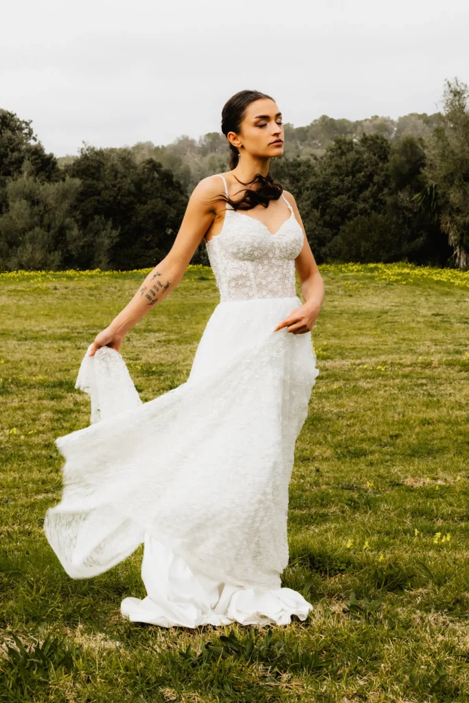 Hochzeitsfotograf Bielefeld Die Braut im Park – intime Momente vor der großen Hochzeit (17)