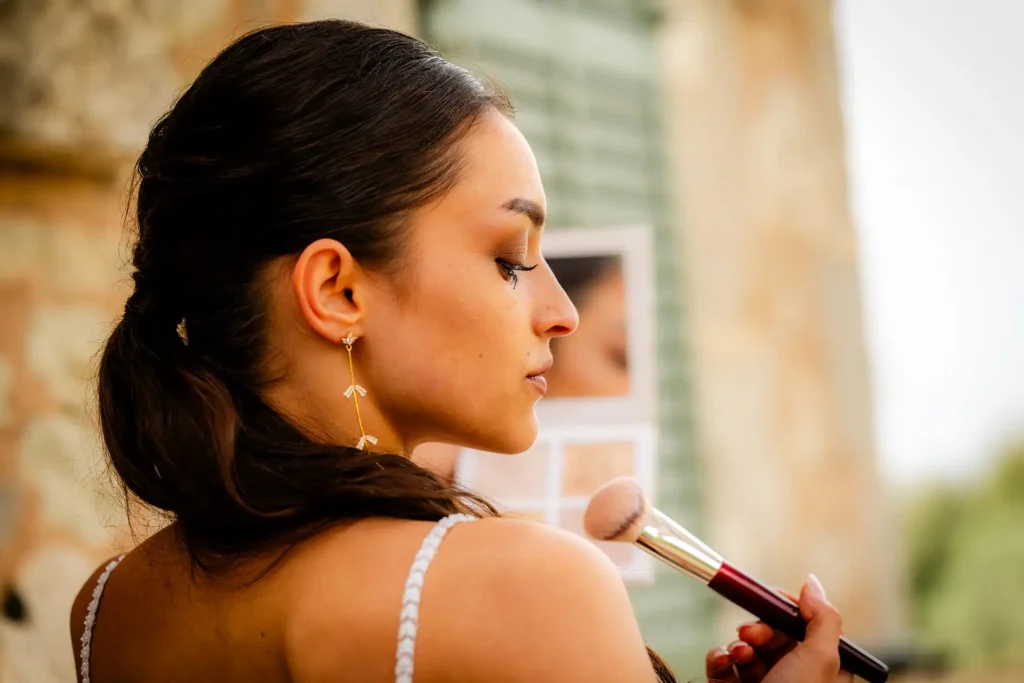 Hochzeitsfotograf Bielefeld Die Zärtliche Momente der Braut beim Getting Ready