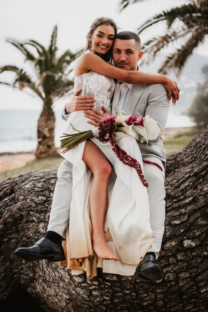Hochzeitsfotograf Bielefeld Glückliche Momente zwischen Zweigen