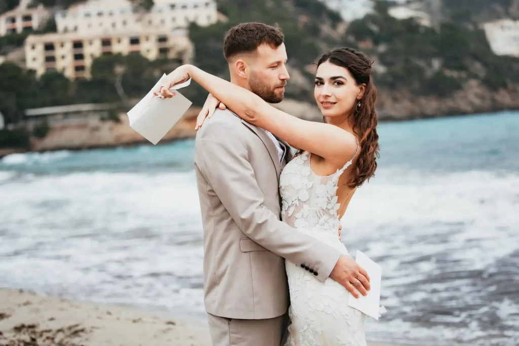 Hochzeitsfotografie Bielefeld Brautpaar am Strand (15)